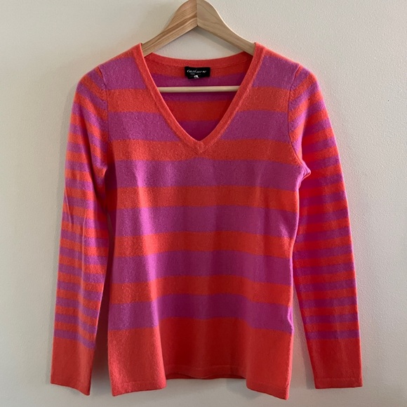 Lord & Taylor Sweaters - Lord & Taylor Cashmere V Neck Sweater
